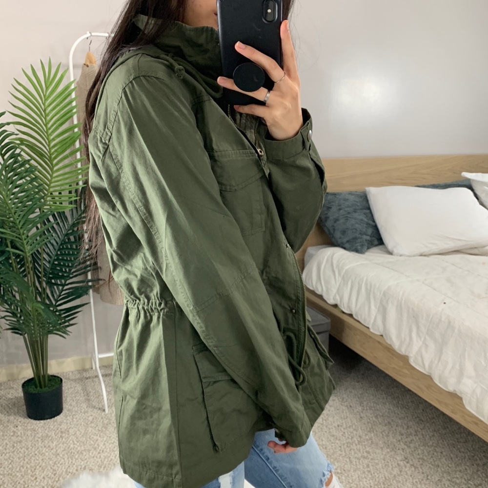 🆕 Lizzy - Olive Green Utility Jacket - Picture 3 of 6